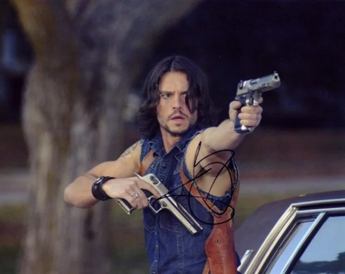 Jason Behr autograph