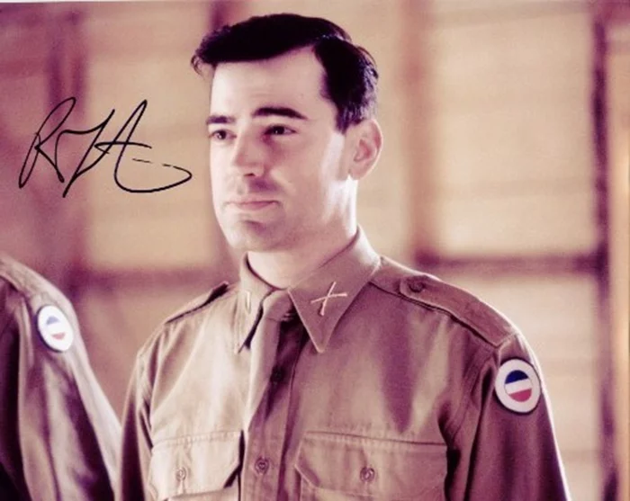Ron Livingston autograph