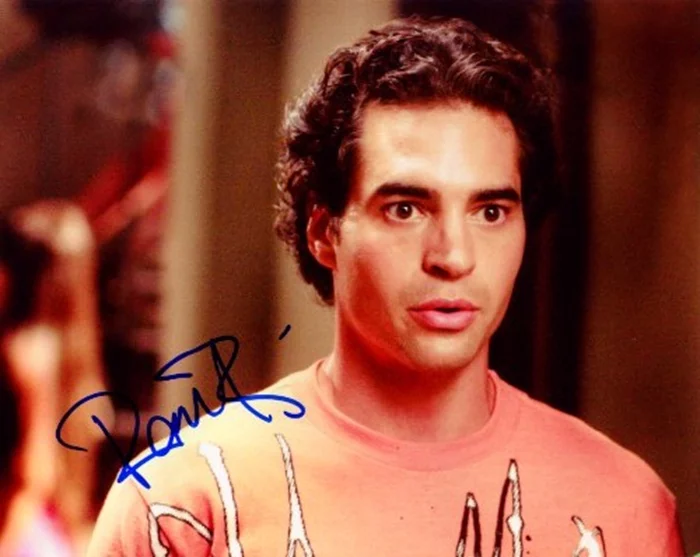 Ramon Rodriguez autograph