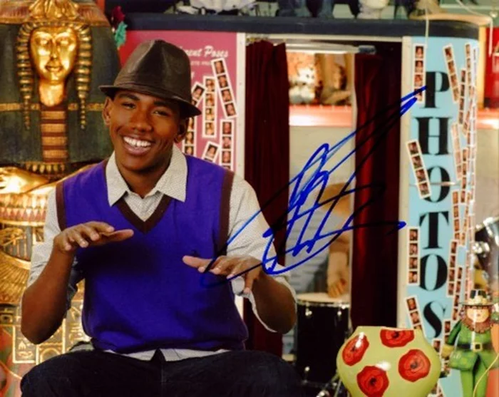 Brandon Smith autograph