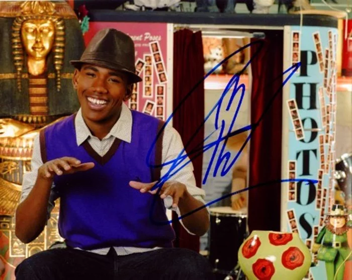 Brandon Smith autograph
