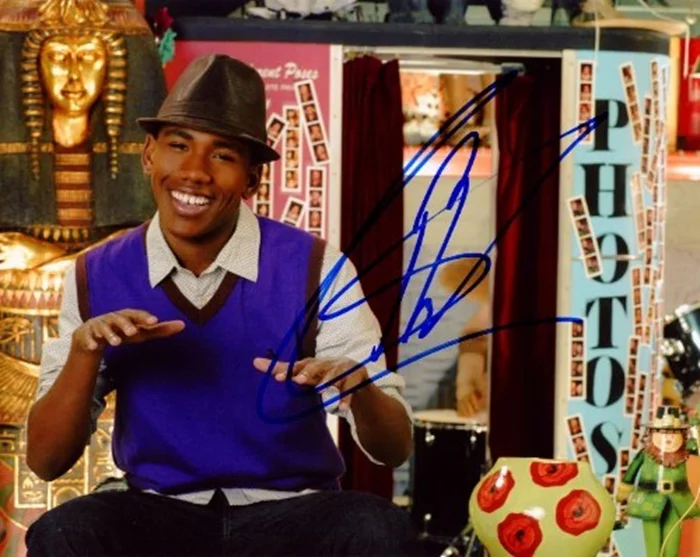 Brandon Smith autograph