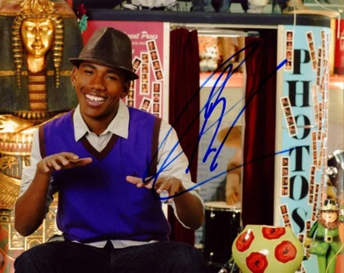 Brandon Smith autograph