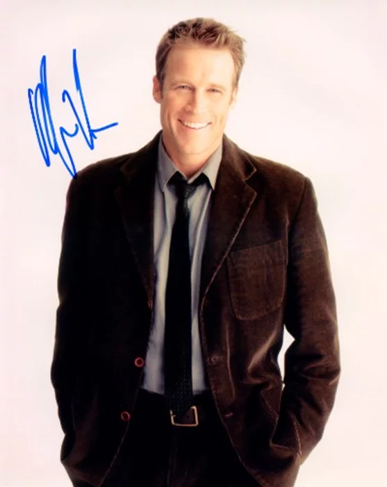 Mark Valley autograph