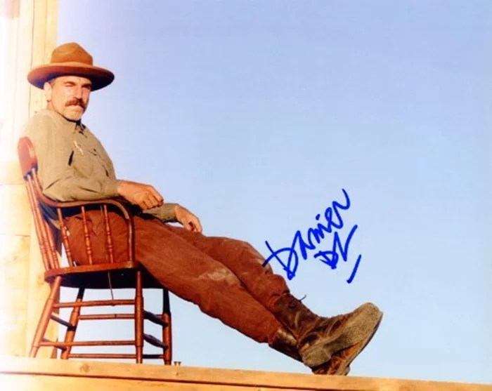 Daniel Day Lewis autograph