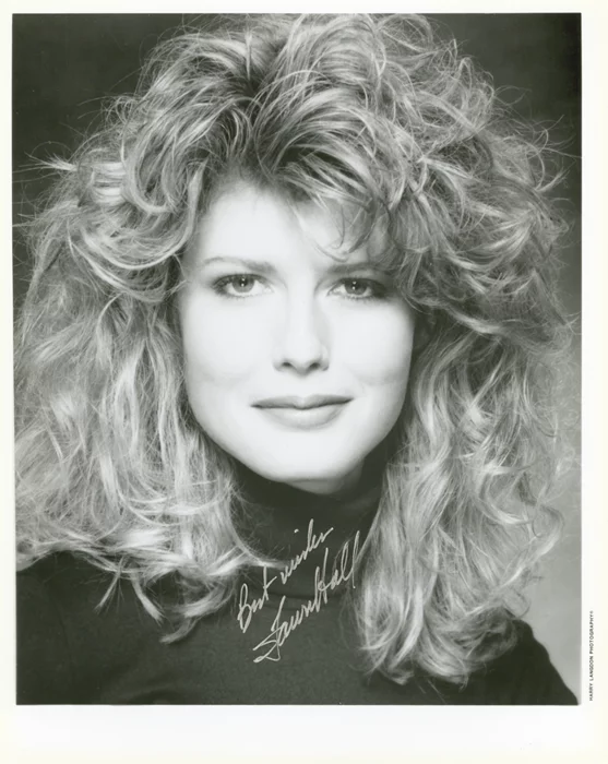 Fawn Hall autograph