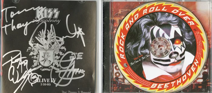 Kiss autograph