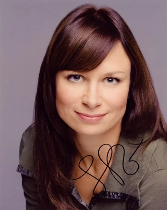 Mary Lynn Rajskub autograph