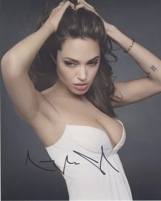 Angelina Jolie autograph