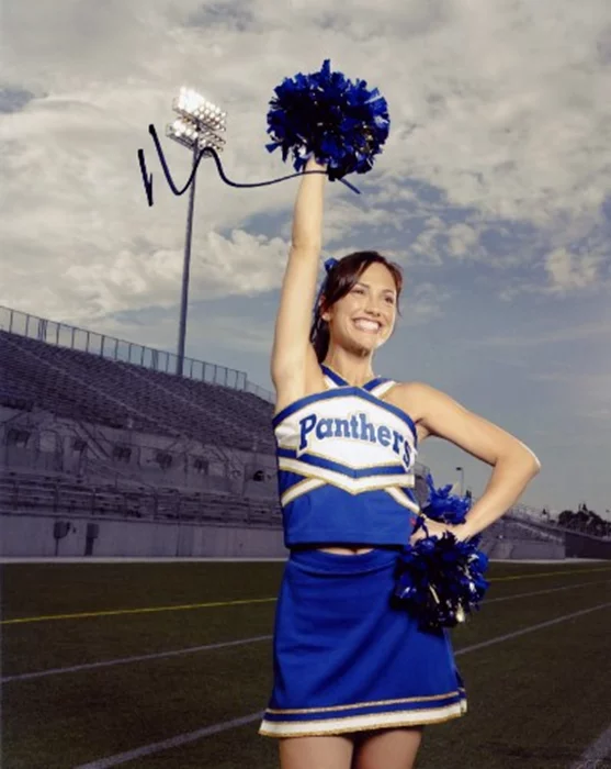 Minka Kelly autograph