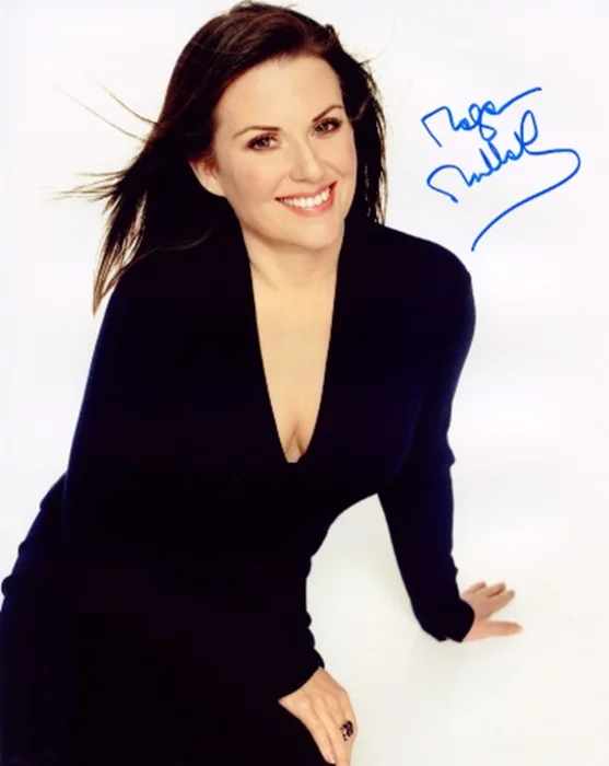 Megan Mullally autograph