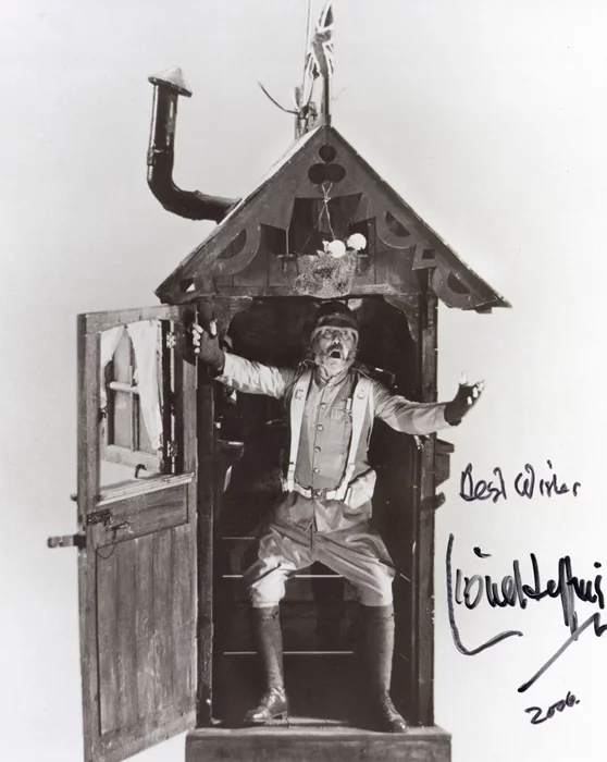 Lionel Jeffries autograph