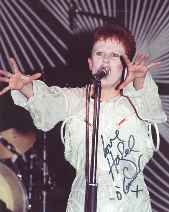 Hazel O'Connor autograph