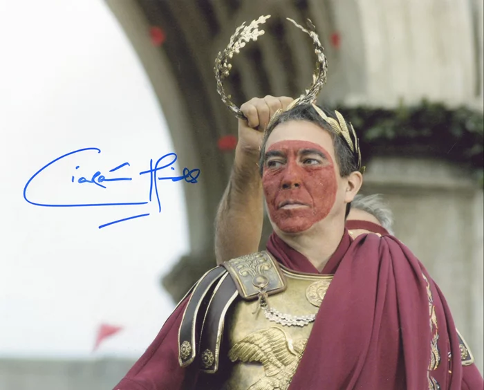 Ciaran Hinds autograph