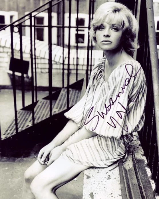 Susannah York autograph
