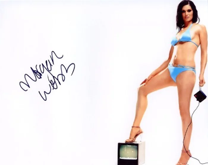 Morgan Webb autograph