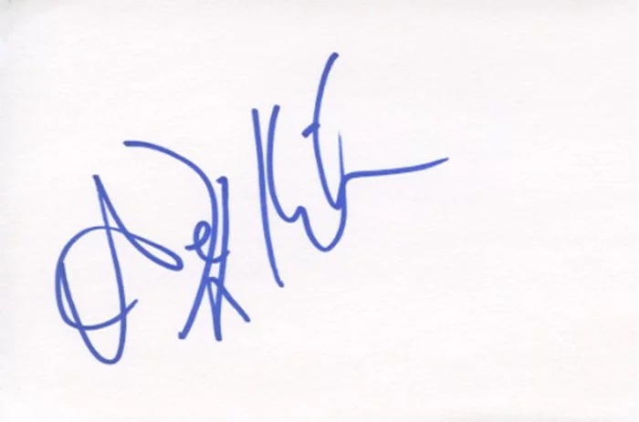 Alex Kingston autograph