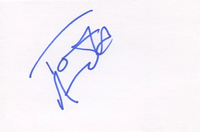 Tom Arnold autograph