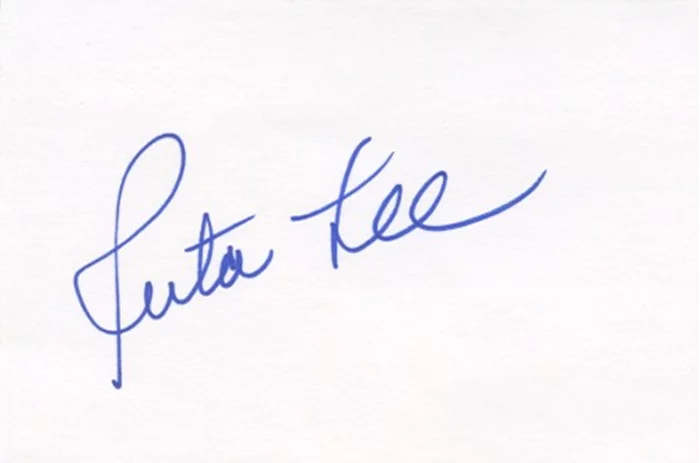 Ruta Lee autograph