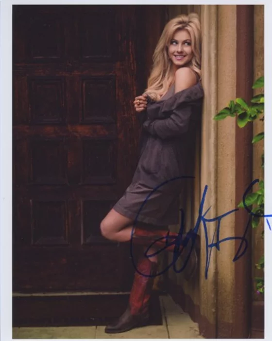 Julianne Hough autograph