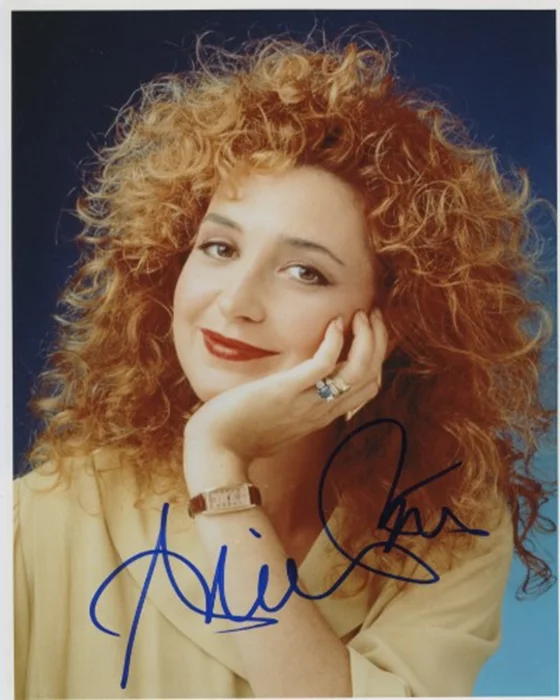 Annie Potts autograph