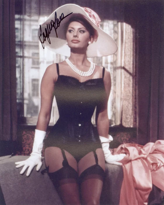 Sophia Loren autograph