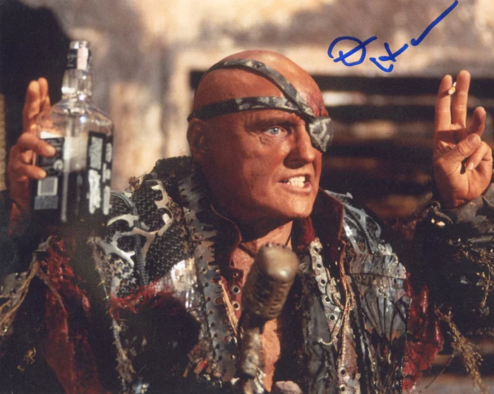 Dennis Hopper autograph
