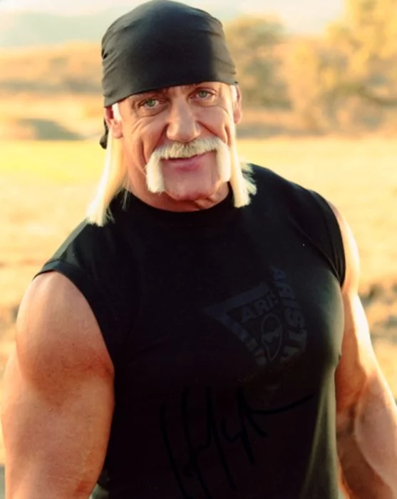 Hulk Hogan autograph