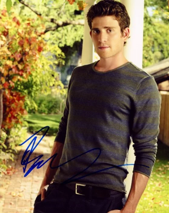 Bryan Greenberg autograph