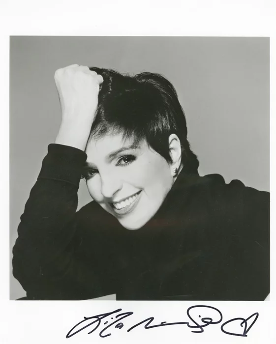 Liza Minnelli autograph
