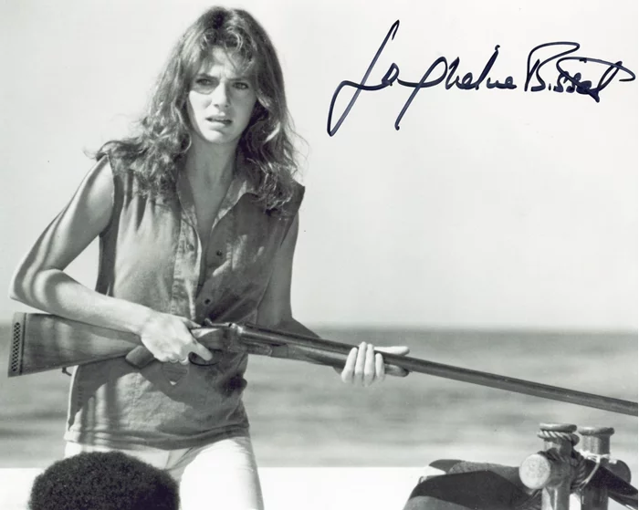 Jacqueline Bisset autograph