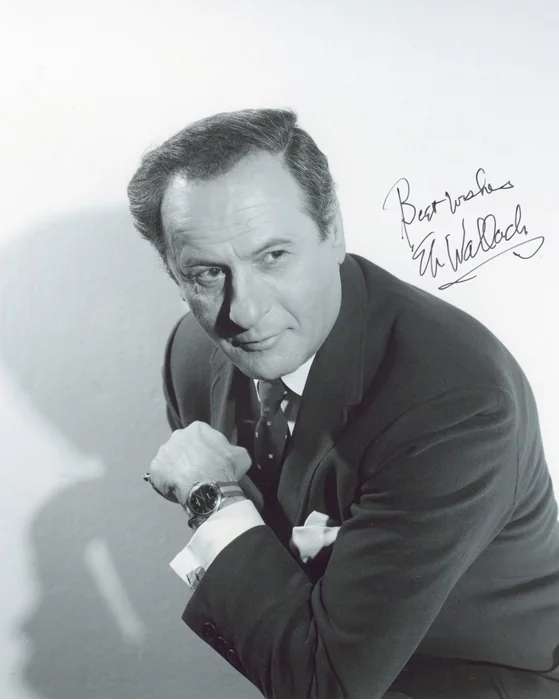 Eli Wallach autograph