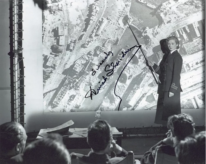 Dinah Sheridan autograph