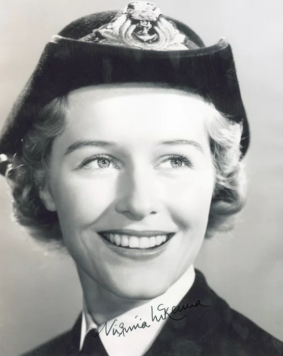 Virginia McKenna autograph