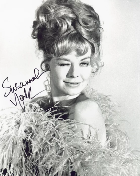 Susannah York autograph