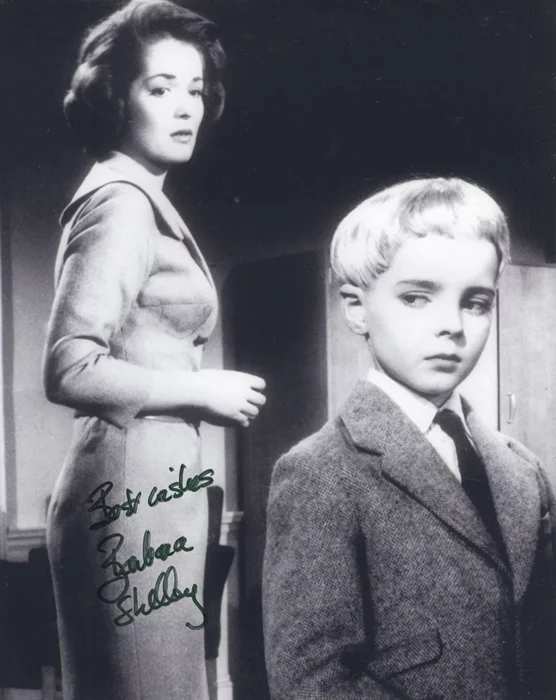 Barbara Shelley autograph