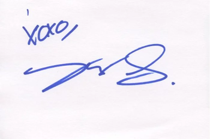 Taylor Spreitler autograph