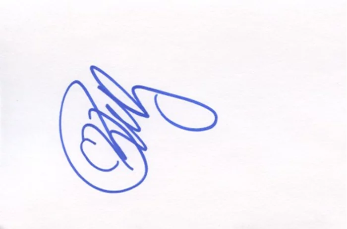 Robin Tunney autograph