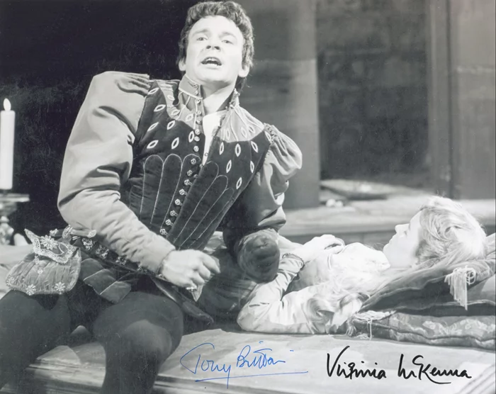 Romeo & Juliet autograph