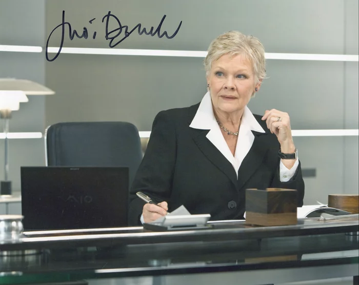 Judi Dench autograph