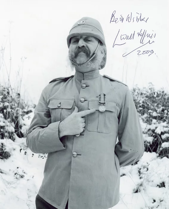 Lionel Jeffries autograph