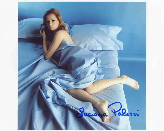 Luciana Paluzzi autograph