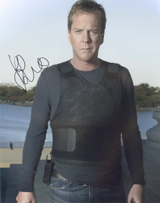 Kiefer Sutherland autograph