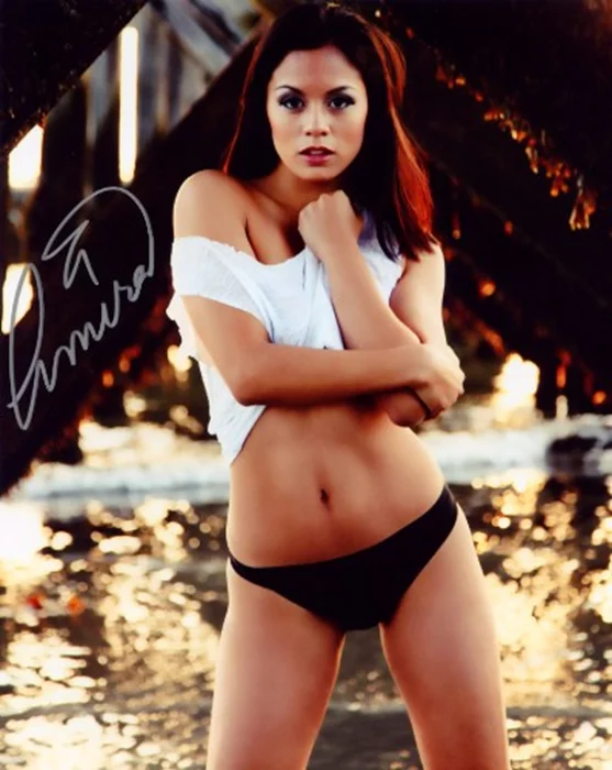 Amira autograph