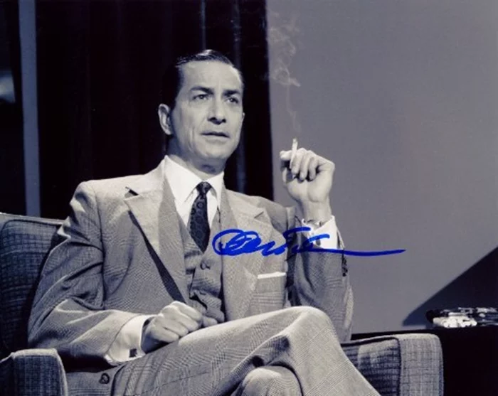 David Strathairn autograph