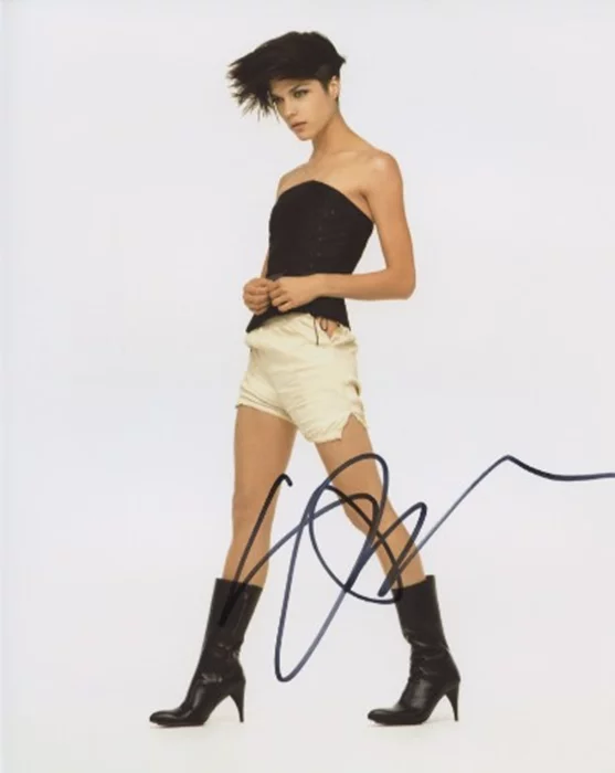 Selma Blair autograph
