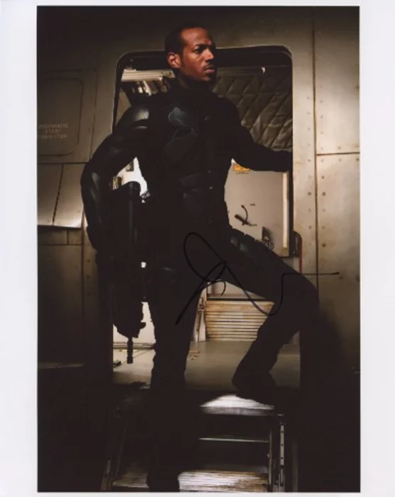 Marlon Wayans autograph