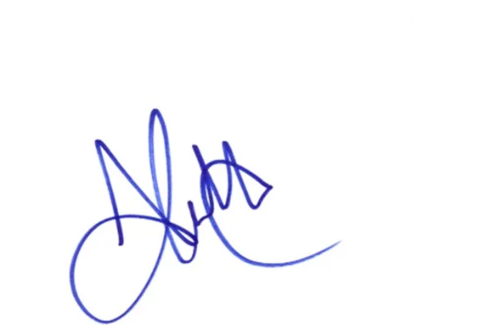 Arielle Kebbel autograph