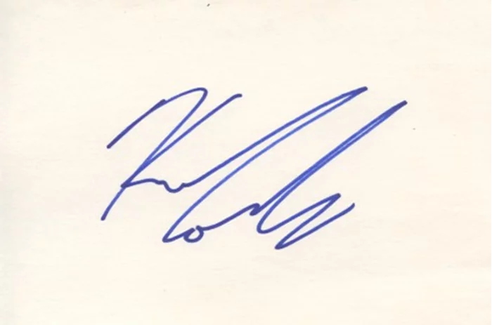 Kevin Connolly autograph