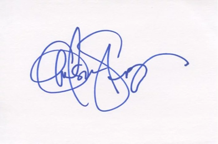 Chelsea Staub autograph